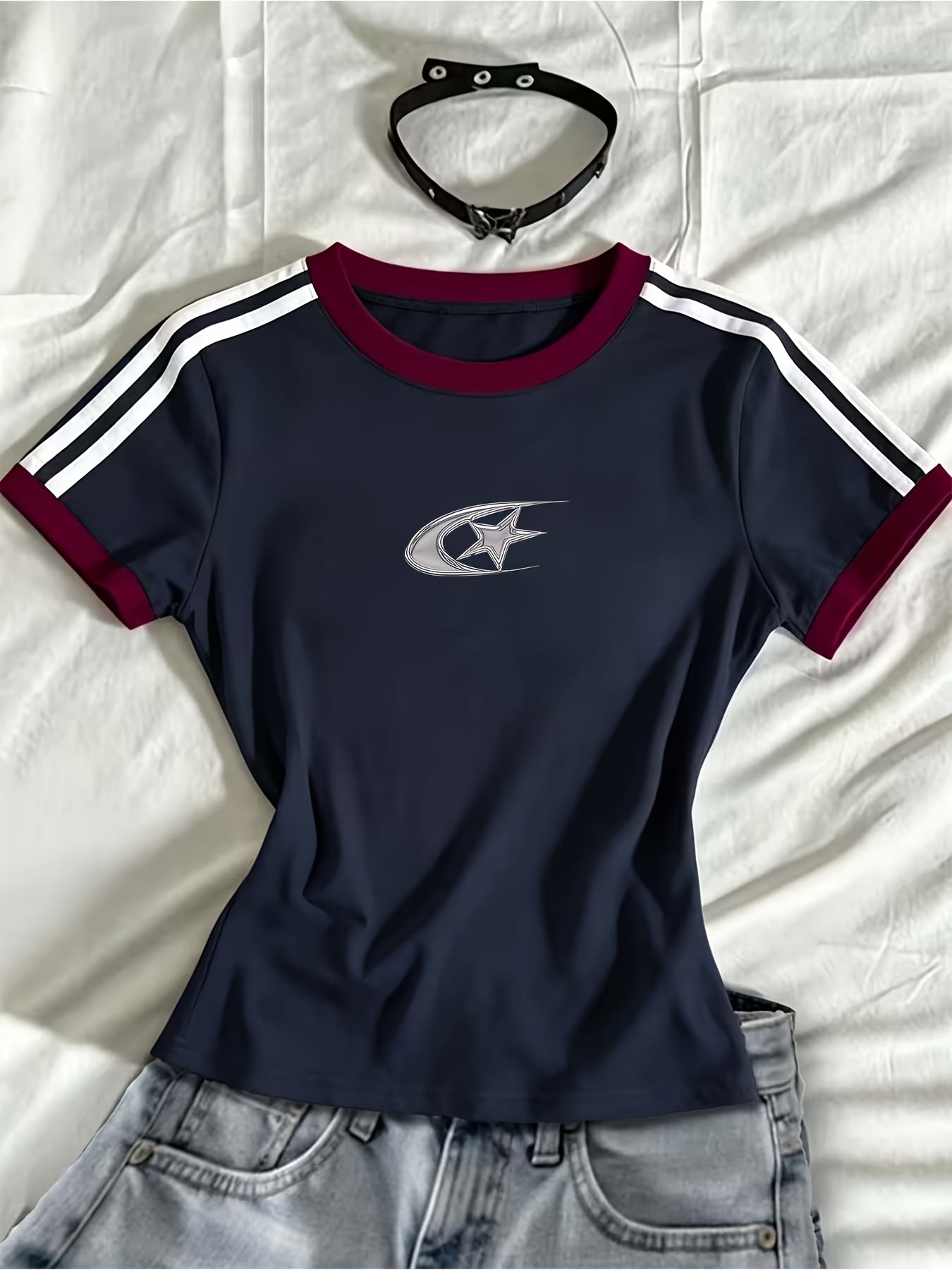 rim Design Color-Matching T-Shirt Slim-Fit