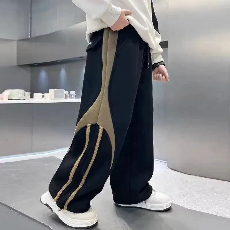 Straight leg leisure Trackpants