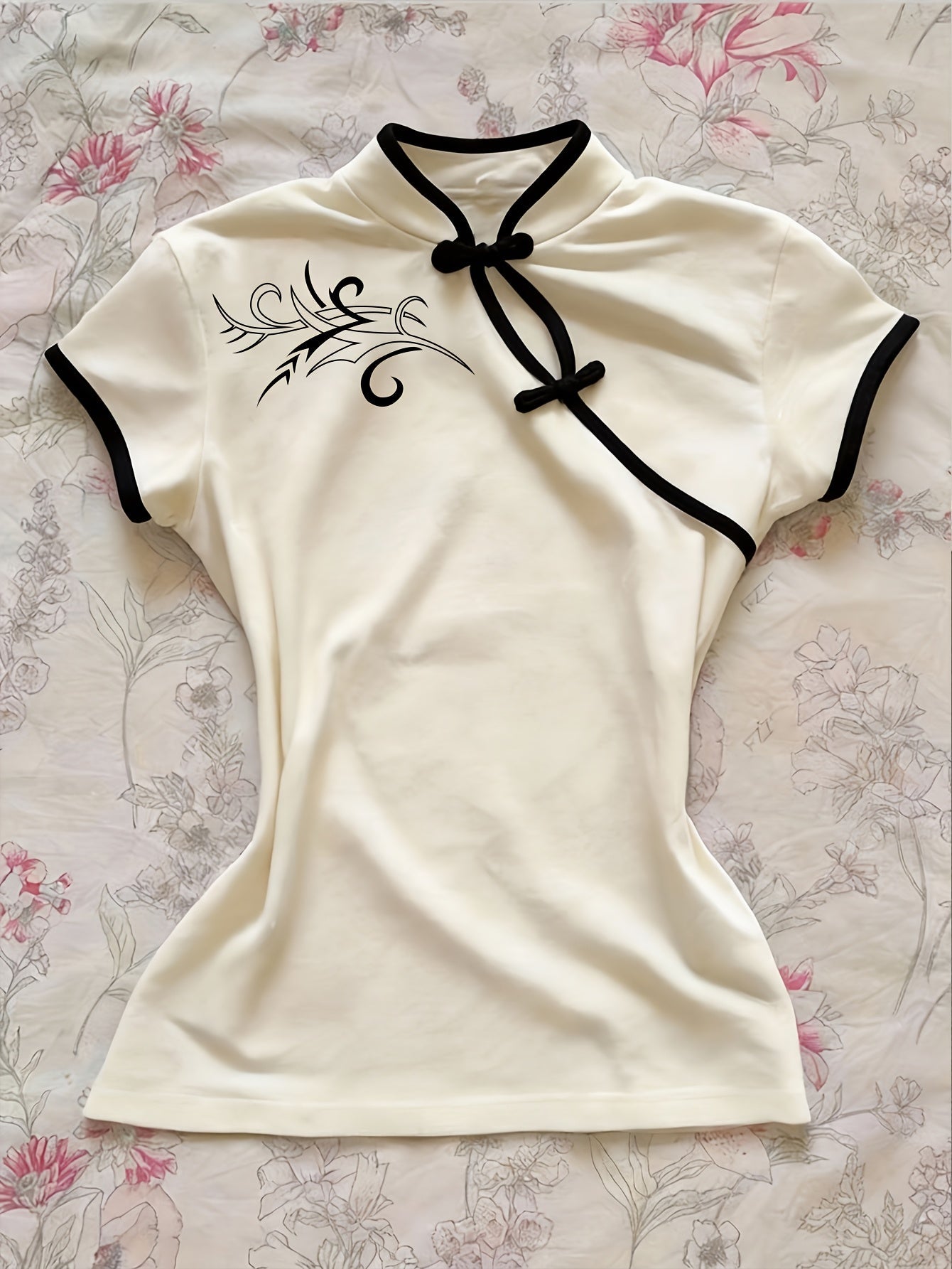 Women's Streetwear, New Stand-up Collar Contrast Trim Elegant Short-sleeve T-shirt