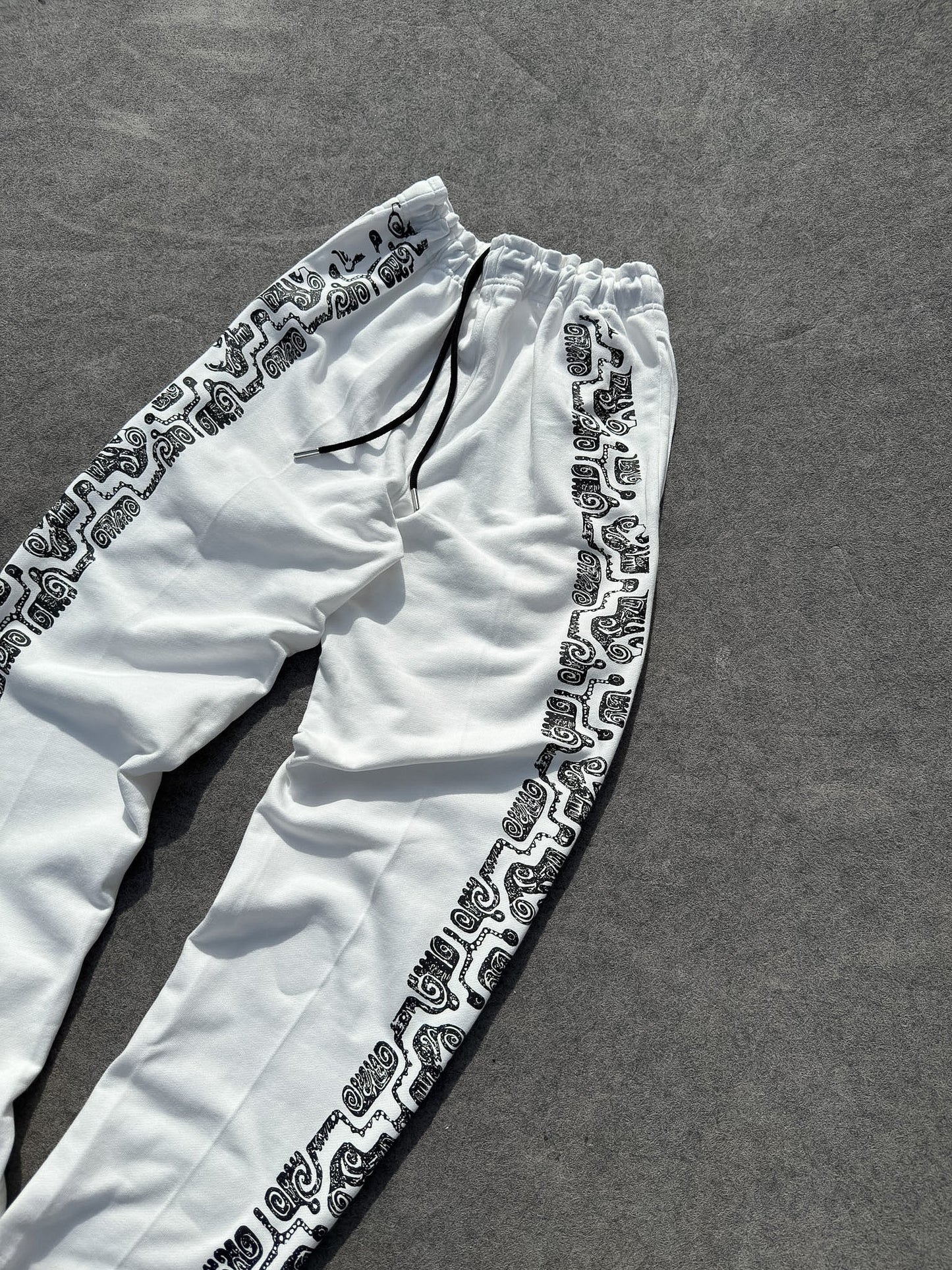 Sweatpants - Path