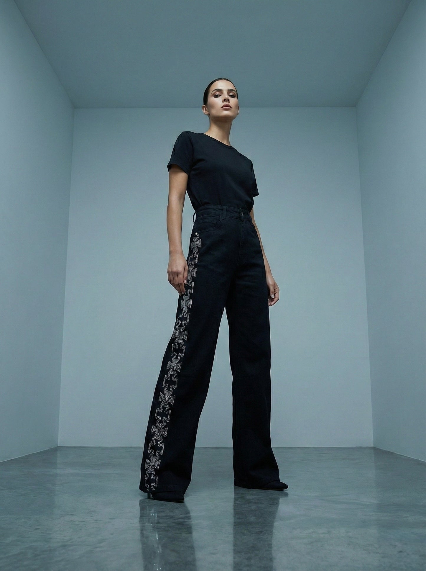 Black Wide-Leg Rhinestone Side Stripe Jeans | Premium Party Wear Fit